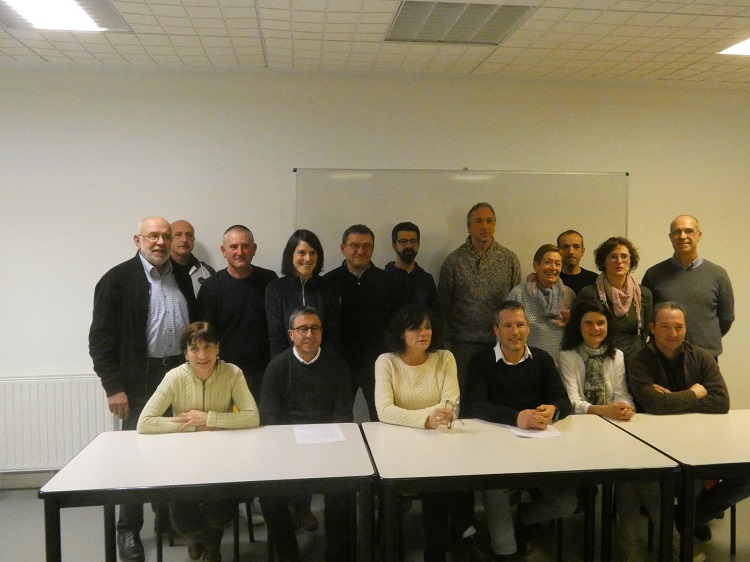 Aintzina Maule zerrenda abiatzen da dagün herriko botzentako !!