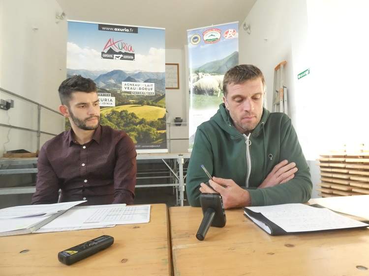 Peio Quihillaltek Axuria koperatifa üzten dü