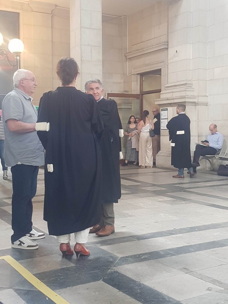 Uztailaren 4ean gibeltürik da deliberoa Mixel Etxebest eta Mauleko herriko etxearentako