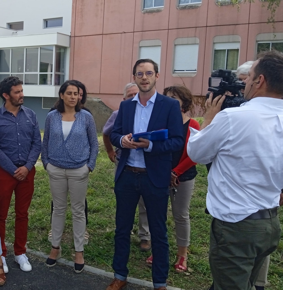 Iñaki Echaniz depütatüaren lehen urteko bilana