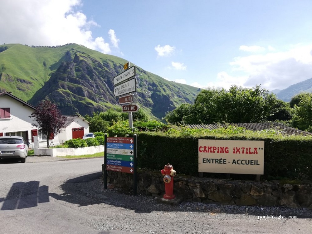 Larraineko Ixtila camping-an gure ungurua jarraikitzen dugu !