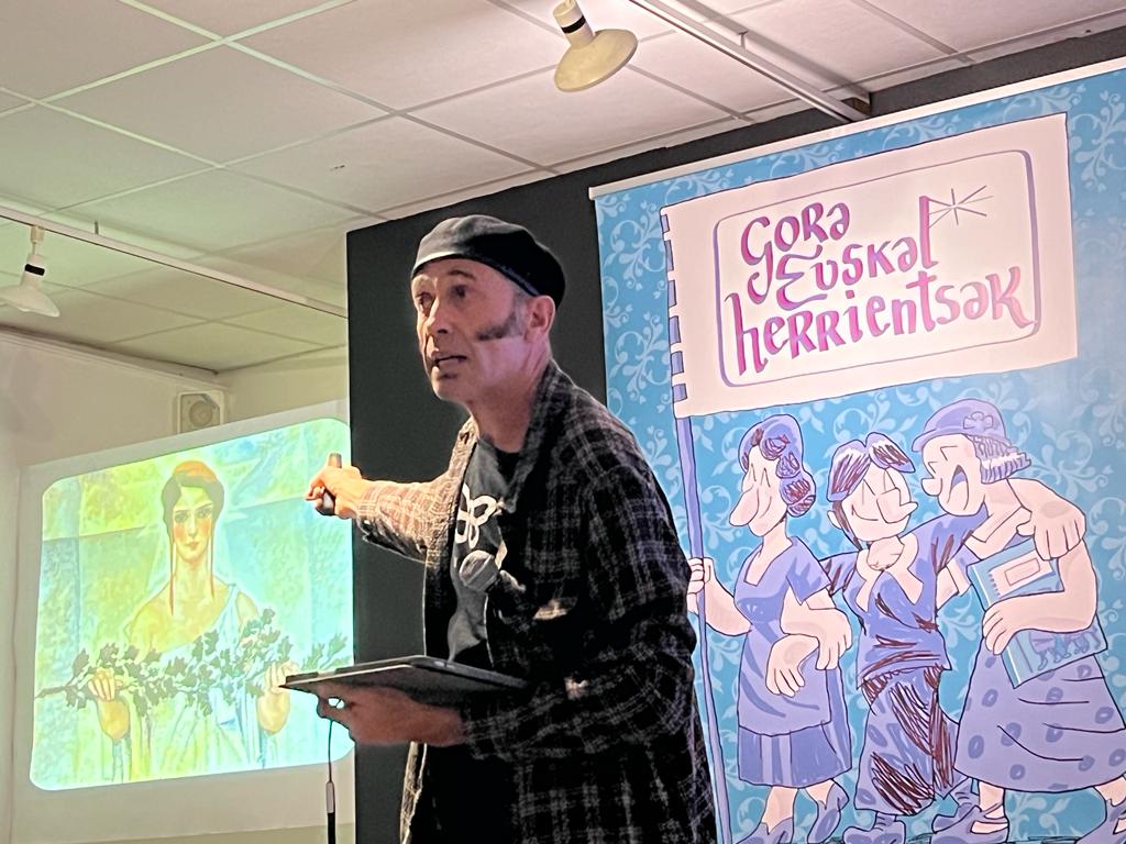 Herria egin düen emazteak omentü