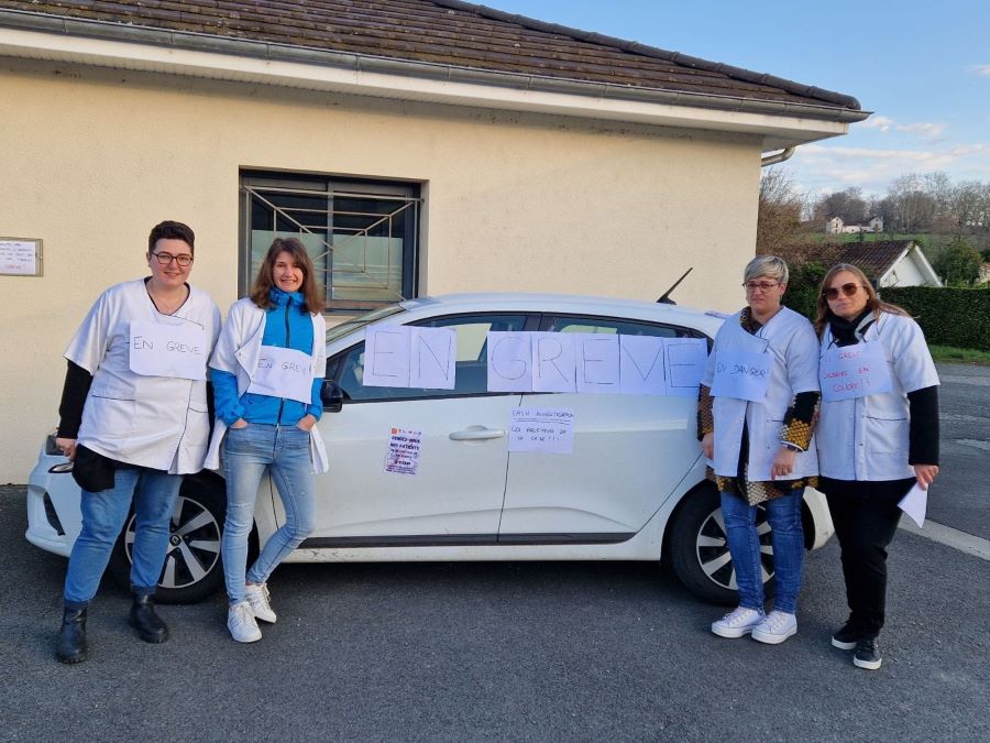 Axbio ocean laborategiko langileak greban