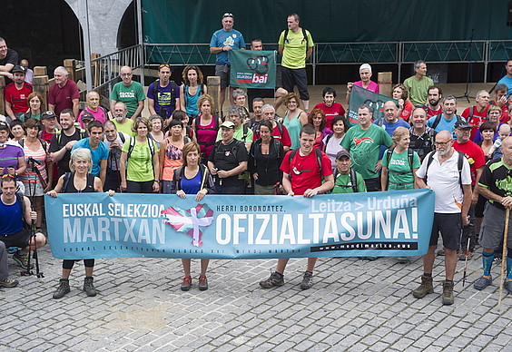 Mendi martxa Eüskal Herriko zelekzione bat aldarrikatzeko