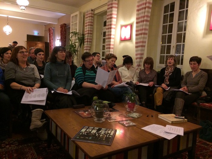 Barkoxen jente bazen neskenegünean