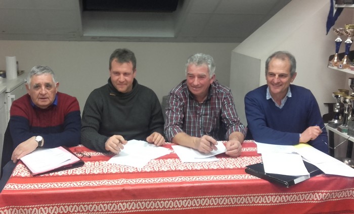 Eskü hüxkaren arrakastak beste modalitateen apaltzeak ez dütü gordatzen