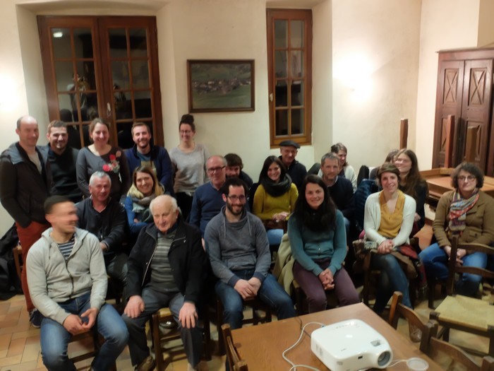 CLEJak badü sos prestatzeko....bena ez xede eramailerik