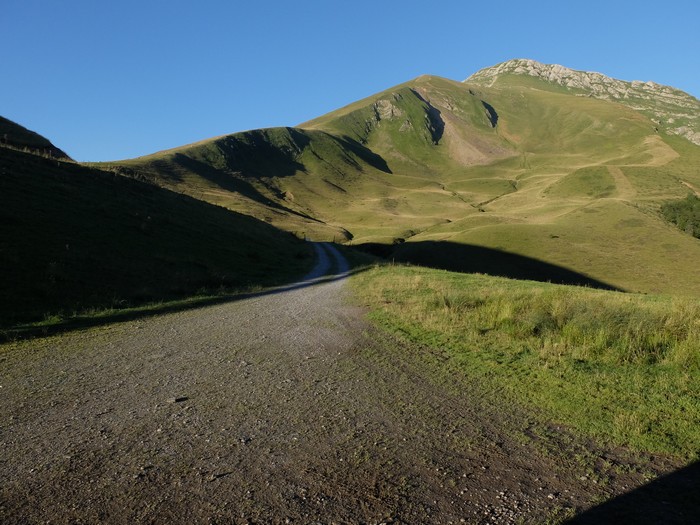 Kabaleak bortüala eramaiten hasi dira artzainak