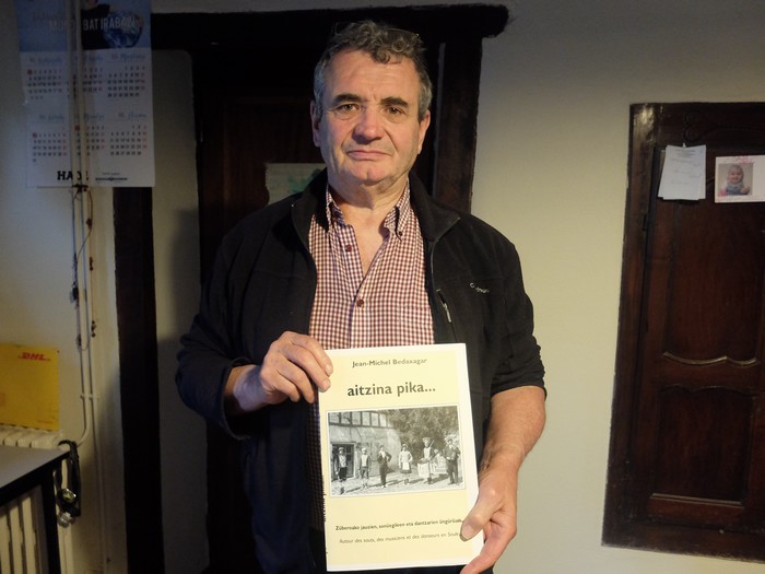 Aitzina pika libürüa argitaratzen dü Sü Azia alkarteak