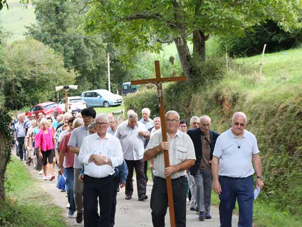 Mixel Garikoitz Saintüaren beila iraganen da agorrilaren 29 hontan Ibarren.