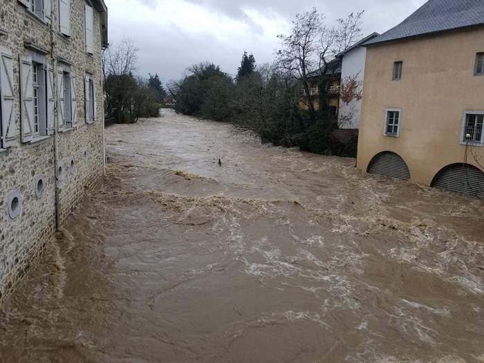 Larrainera ezin joan