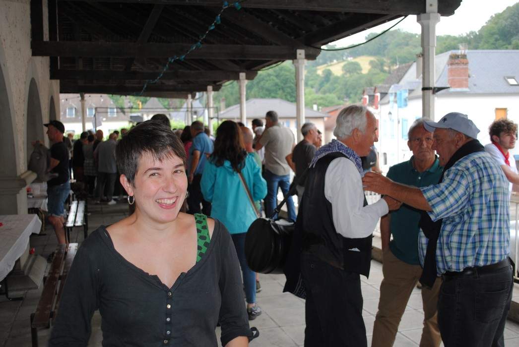 Maule eta Burgi birazkatürik !!